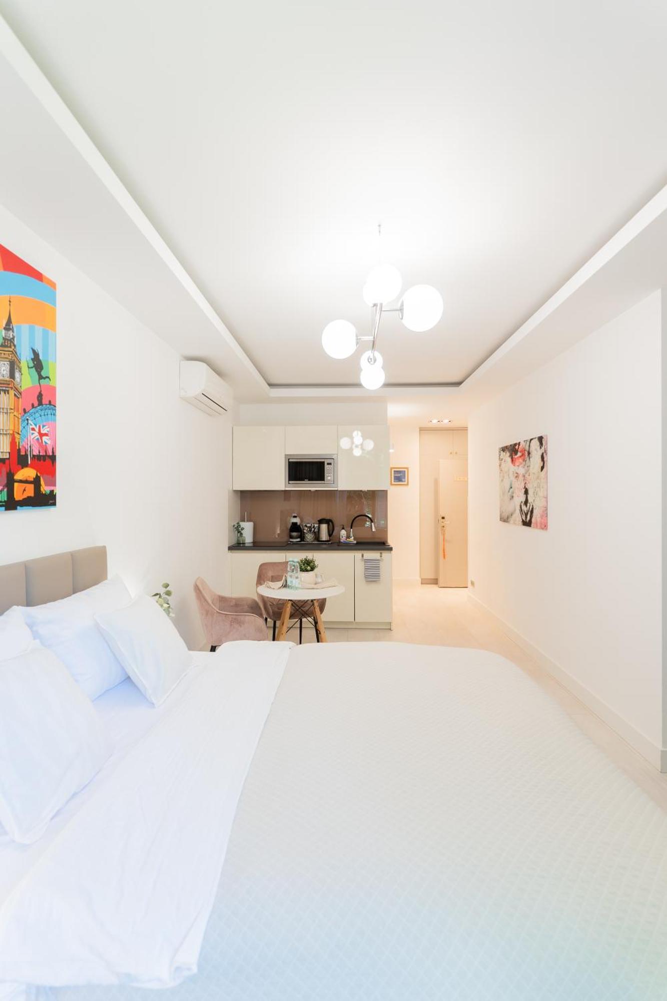 Plater Premium Apartments Warschau Buitenkant foto